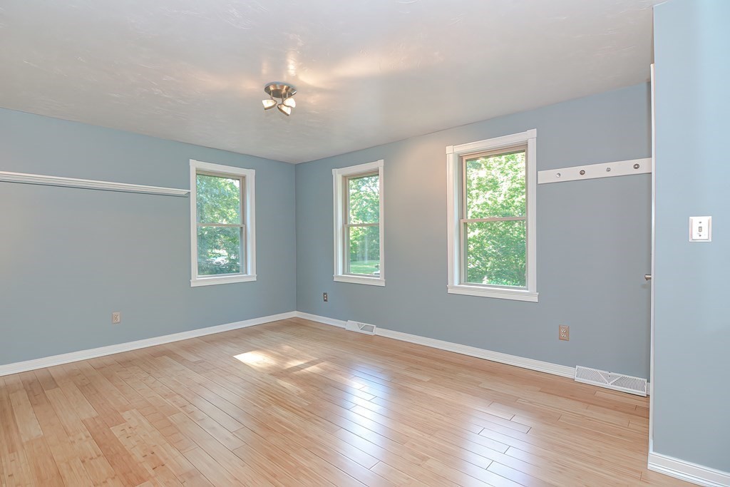 7 Cavan Crossing Mansfield, MA 02048 - Photo 22 of 41
