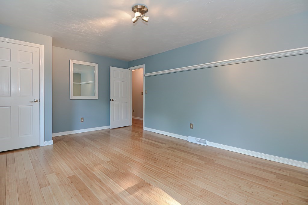 7 Cavan Crossing Mansfield, MA 02048 - Photo 23 of 41