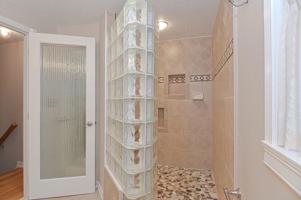 7 Cavan Crossing Mansfield, MA 02048 - Photo 25 of 41