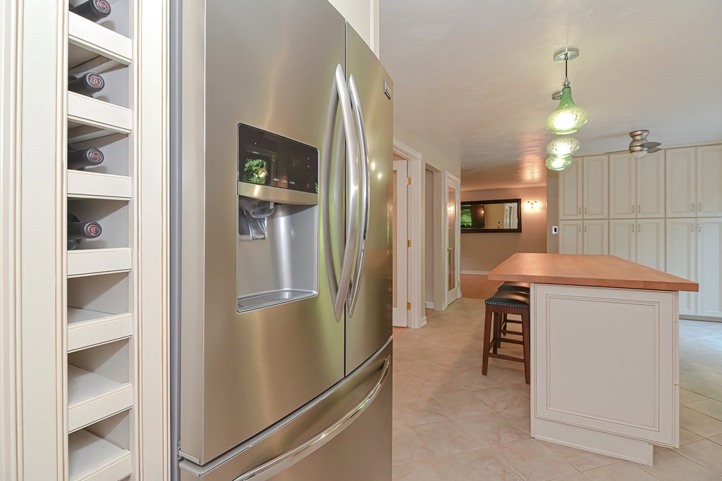 7 Cavan Crossing Mansfield, MA 02048 - Photo 5 of 41