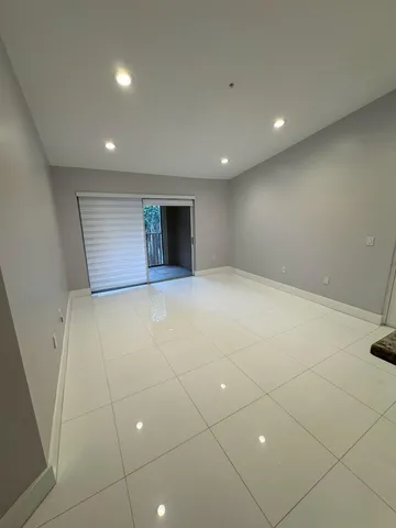 $2,100 | 4852 Highway 7, Unit 3304, Coconut Creek, FL 33073