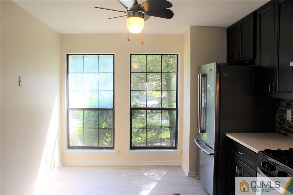903 Timber Oaks Road, Unit 903 Edison, NJ 08820 - Photo 6 of 34