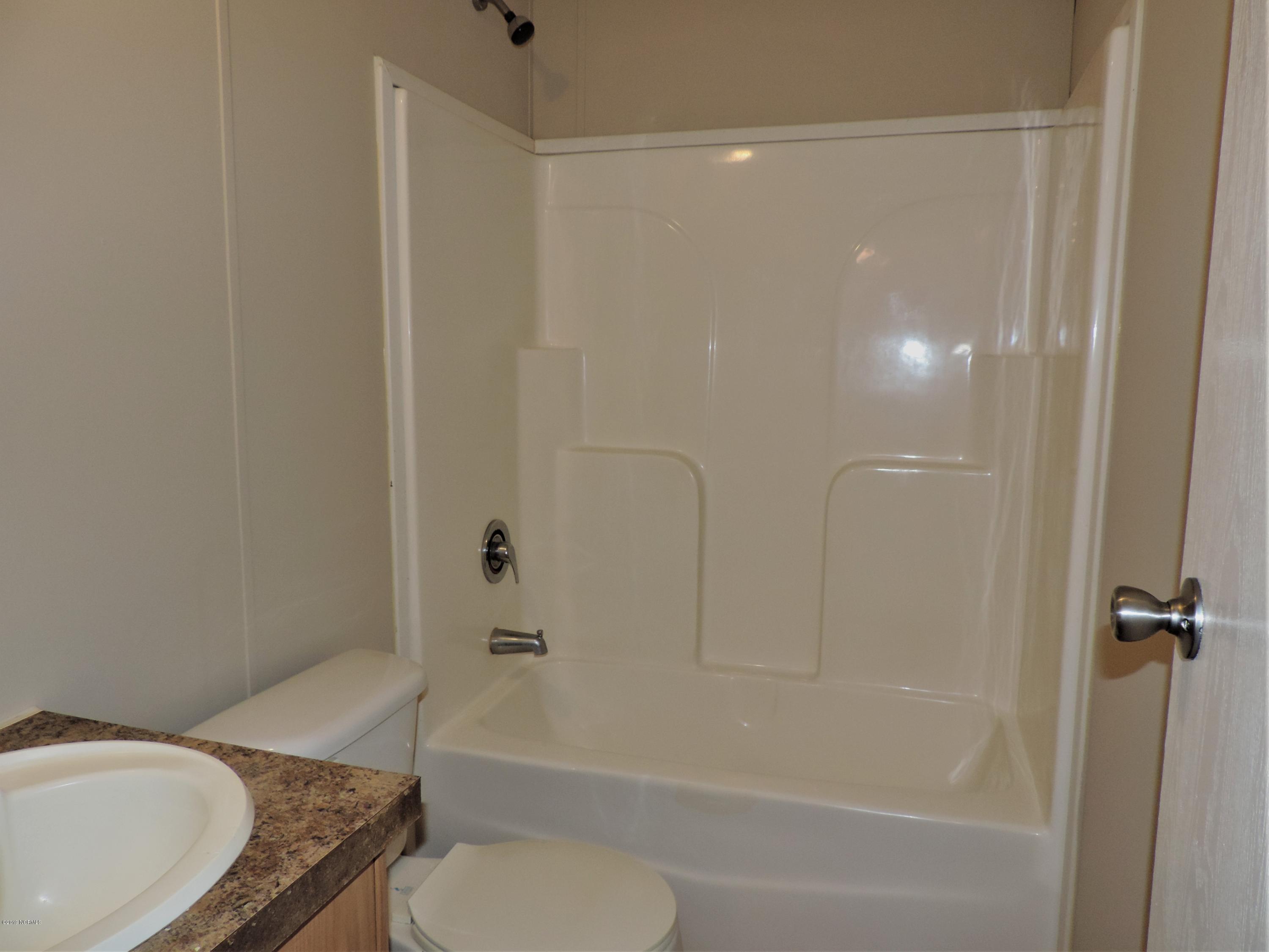 414 South Jenkins Street Holly Ridge, NC 28445 - Photo 23 of 32 DSCN1718