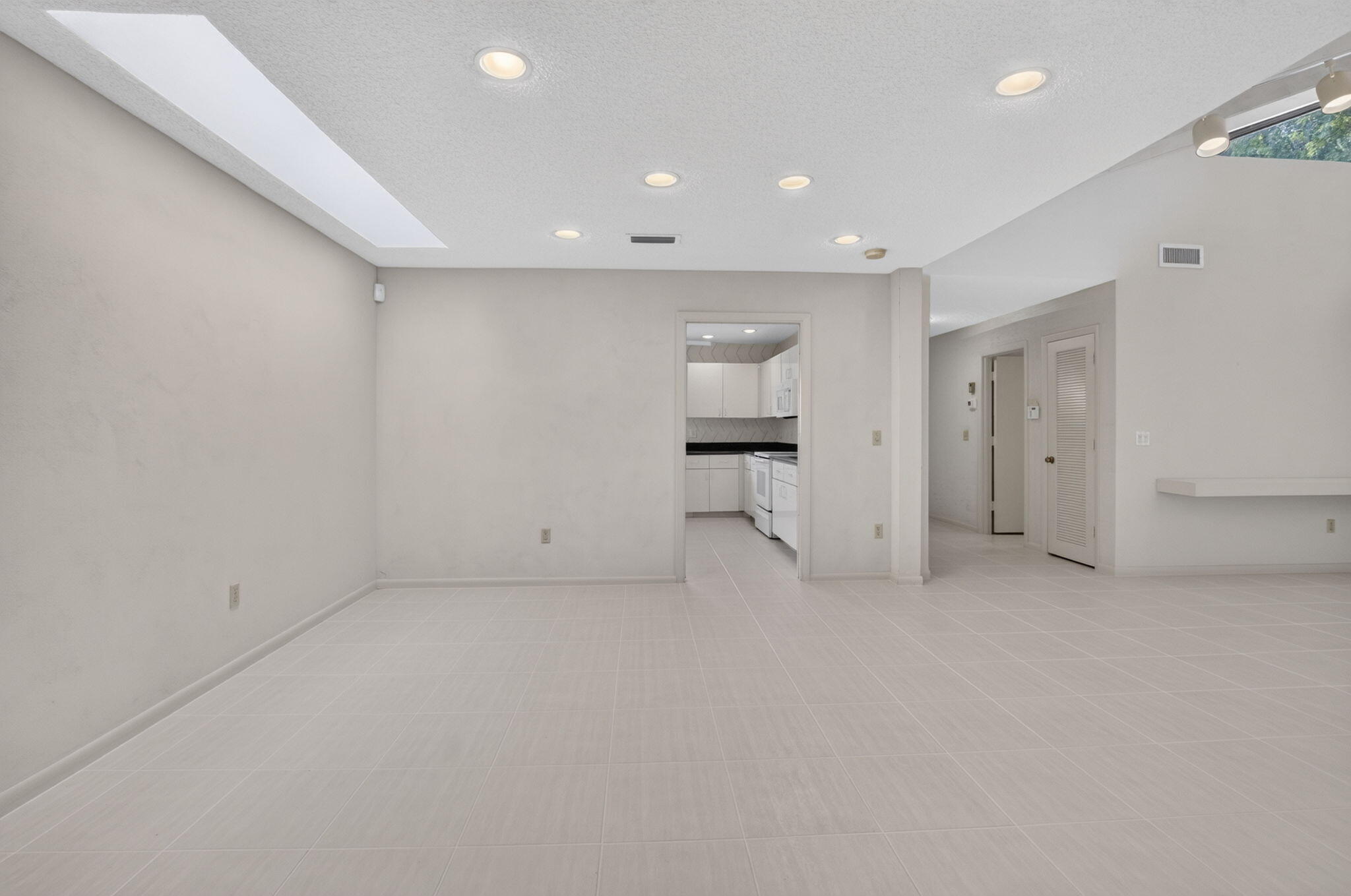 21877 Arriba Real Boca Raton, FL 33433 - Photo 21 of 66 19