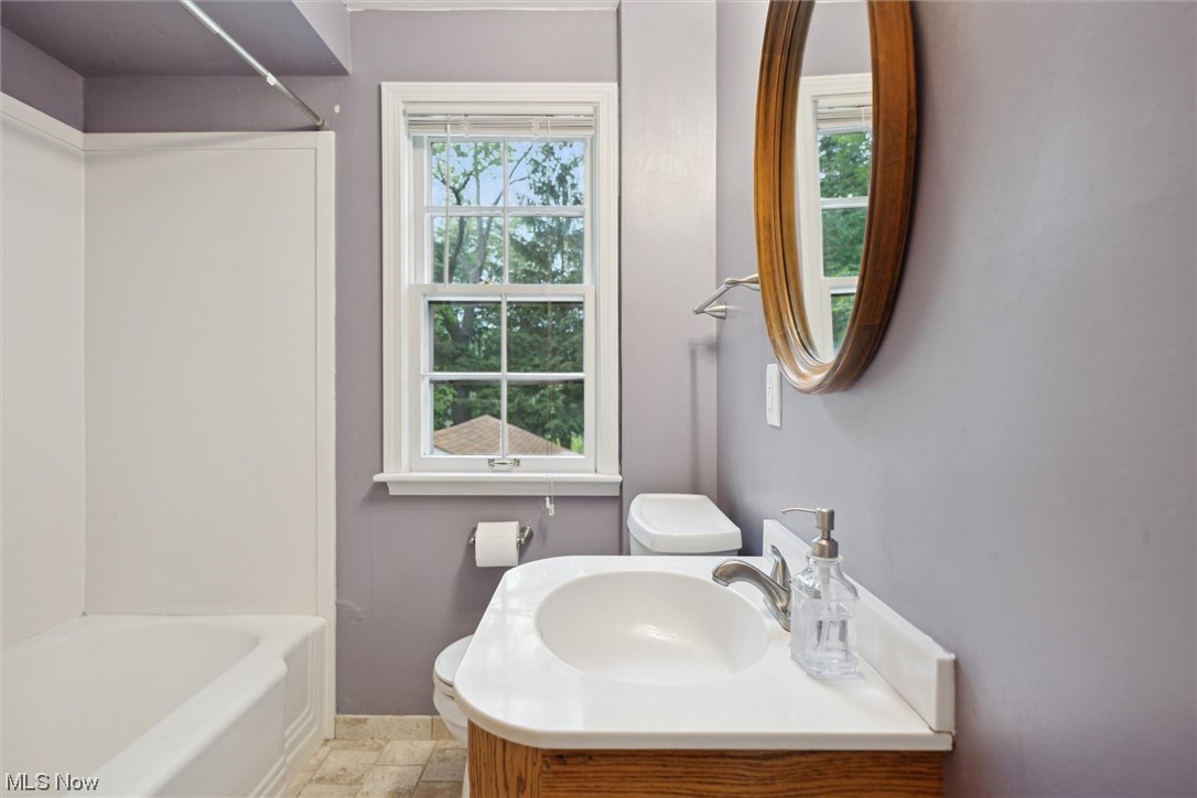 4483 East Berwald Road Cleveland, OH 44121 - Photo 22 of 32 Gallery Image 22