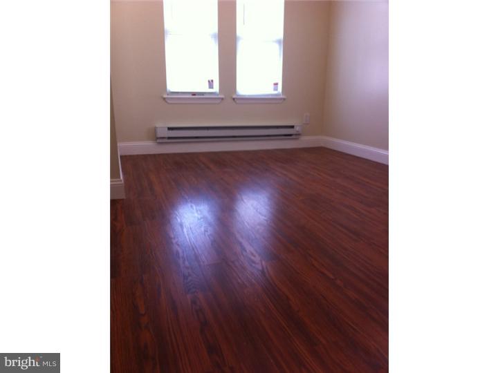 2059 Tasker Street Philadelphia, PA 19145 - Photo 2 of 12