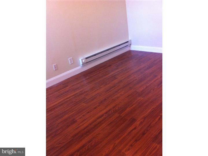 2059 Tasker Street Philadelphia, PA 19145 - Photo 5 of 12