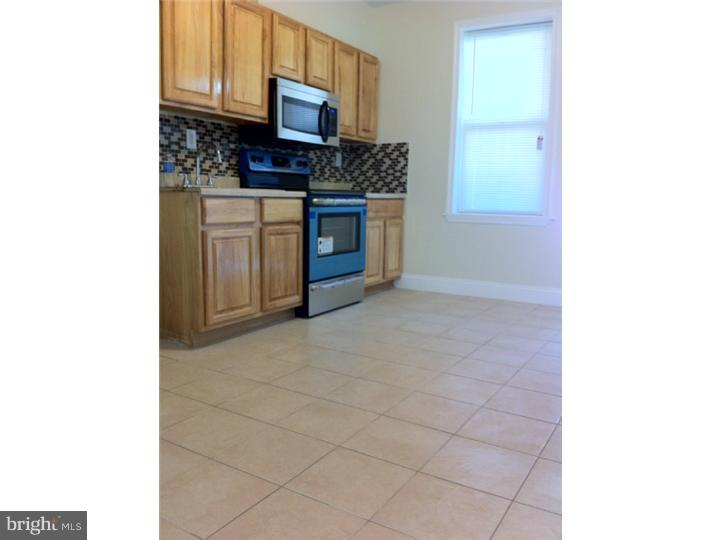 2059 Tasker Street Philadelphia, PA 19145 - Photo 10 of 12