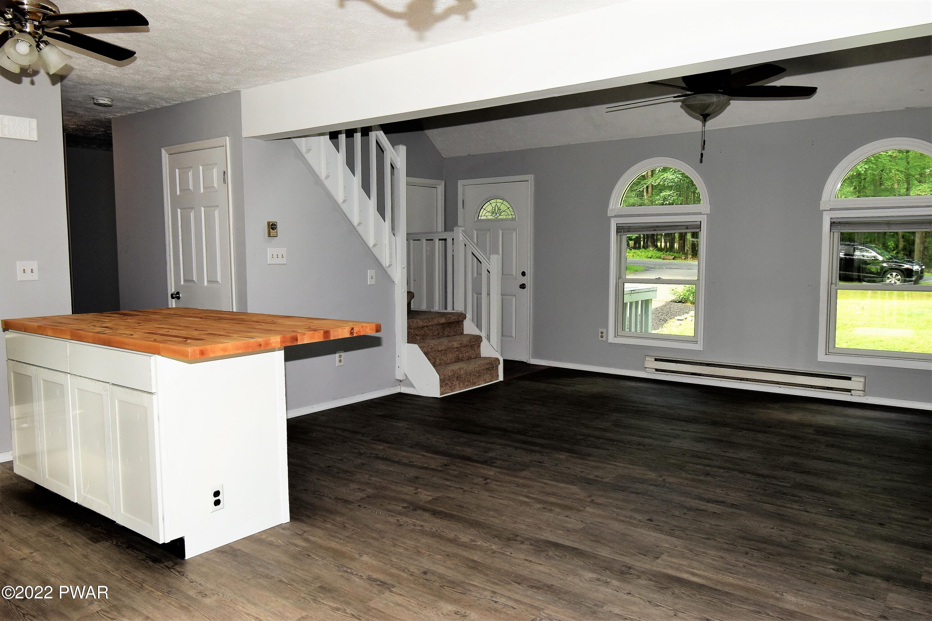 205 Traverse Road Dingmans Ferry, PA 18328 - Photo 7 of 30