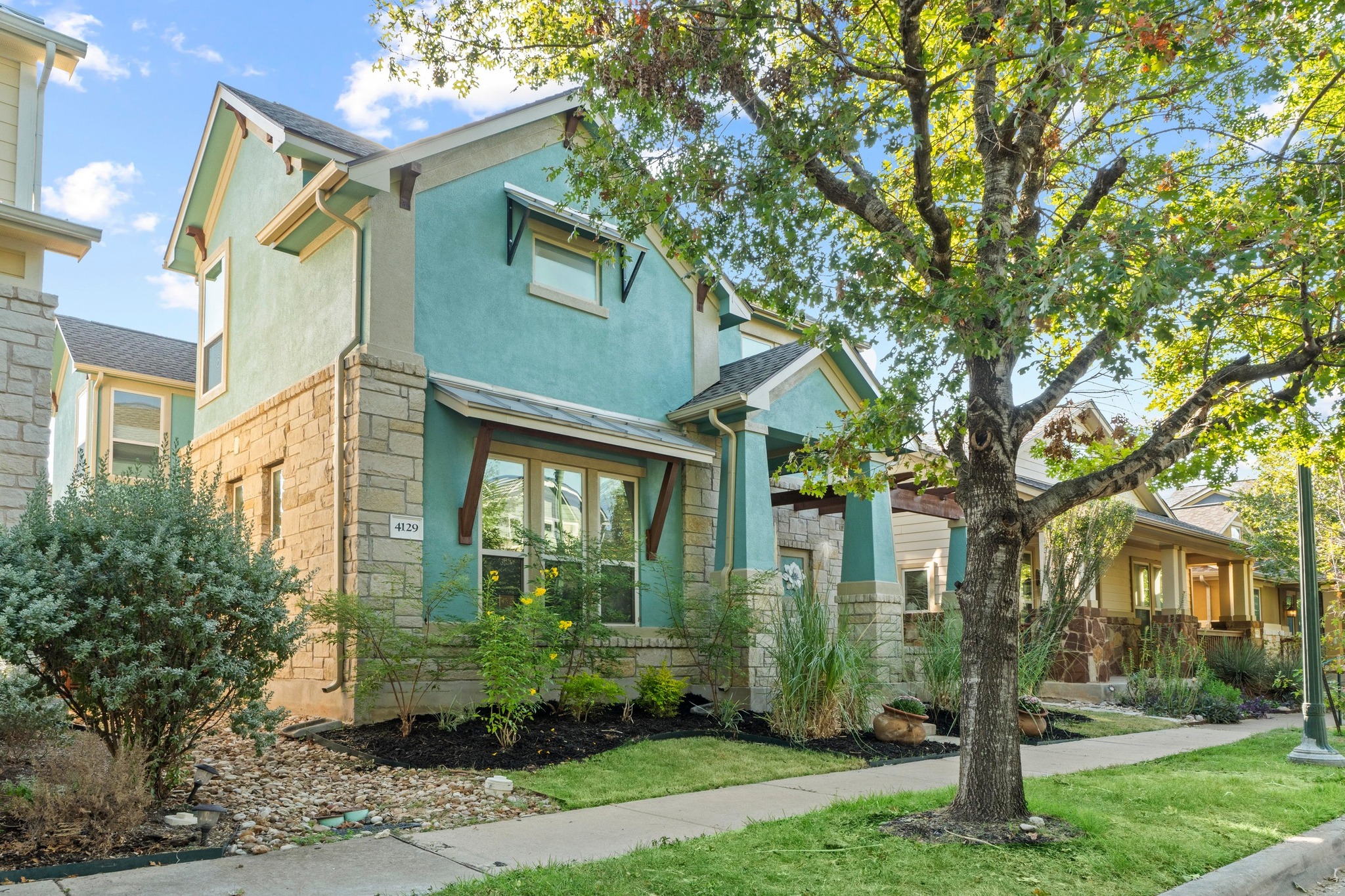 Welcome to 4129 Lawless.