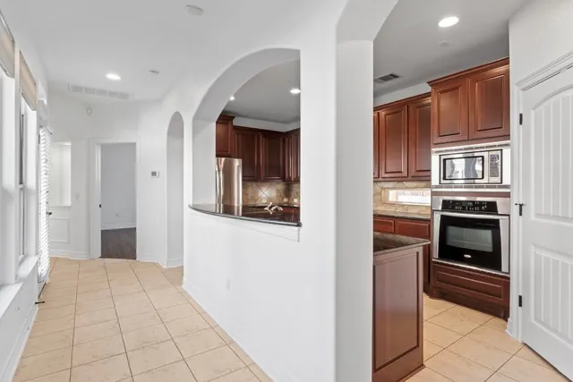 $958,000 | 4129 Lawless Street, Austin, TX 78723