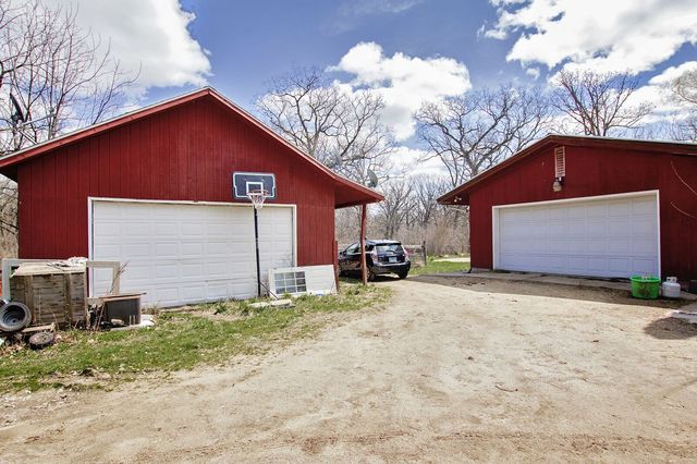 4704 Lindwall Road Harvard, IL 60033 - Photo 6 of 23