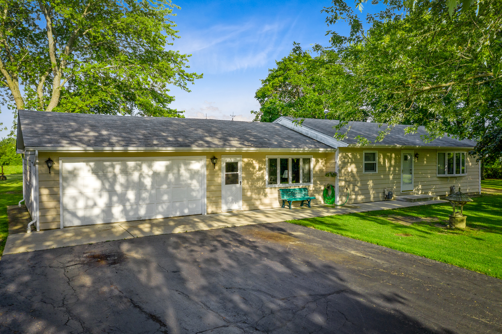 15N803 Old Sutton Road Barrington, IL 60010 - Photo 1 of 13