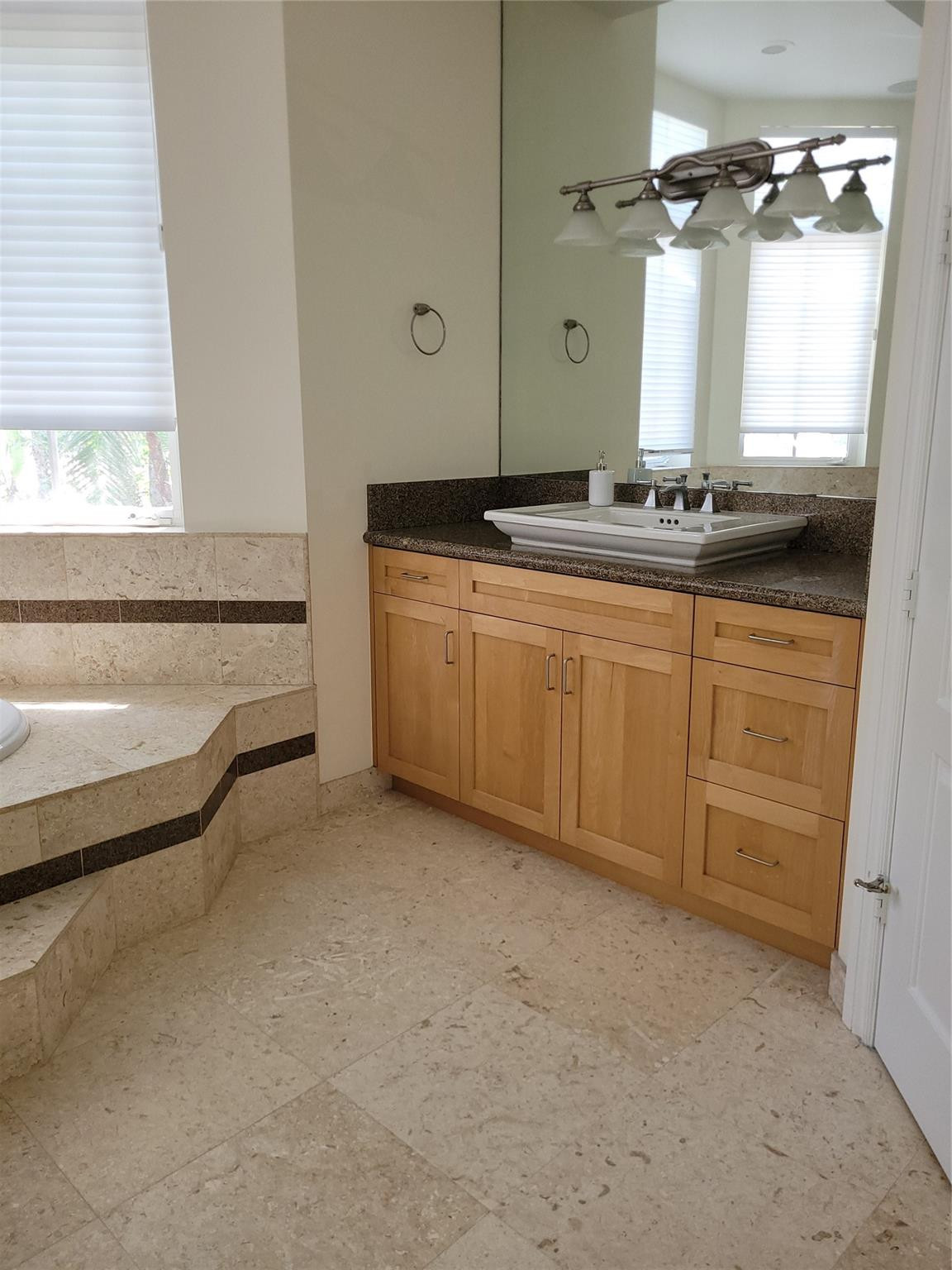 3731 Northeast 25th Avenue Lighthouse Point, FL 33064 - Photo 52 of 53 Photo 52