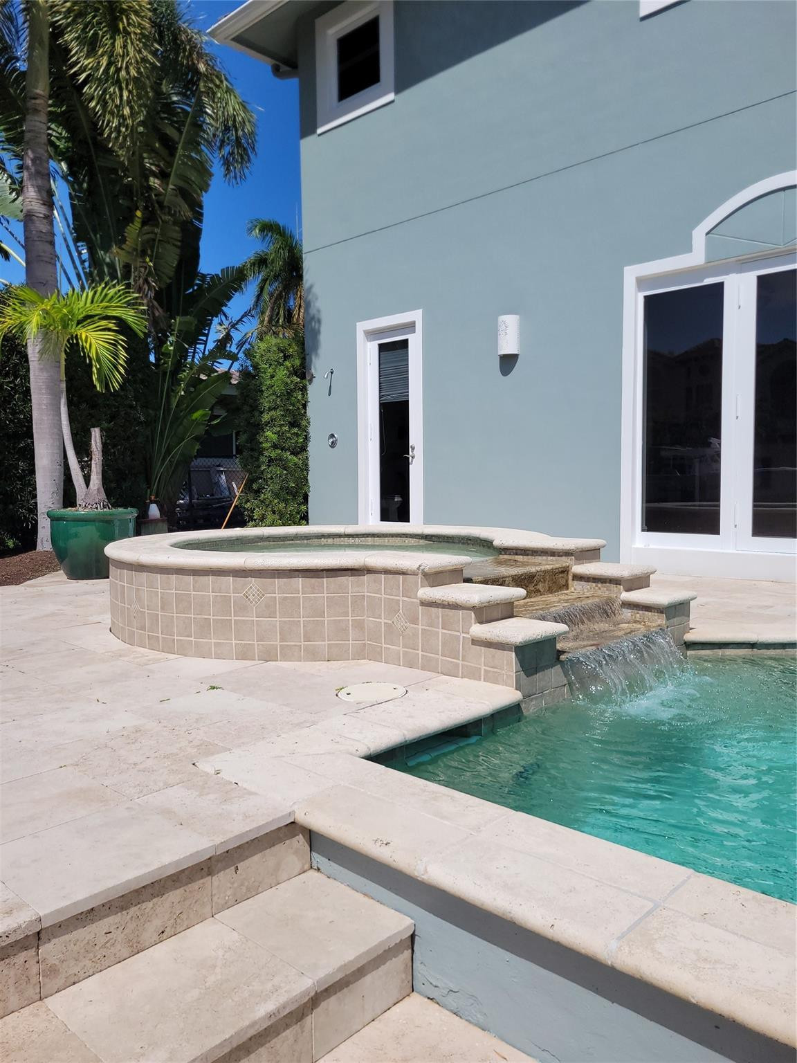 3731 Northeast 25th Avenue Lighthouse Point, FL 33064 - Photo 10 of 53 WATERFALL SPA, POOL AREAS