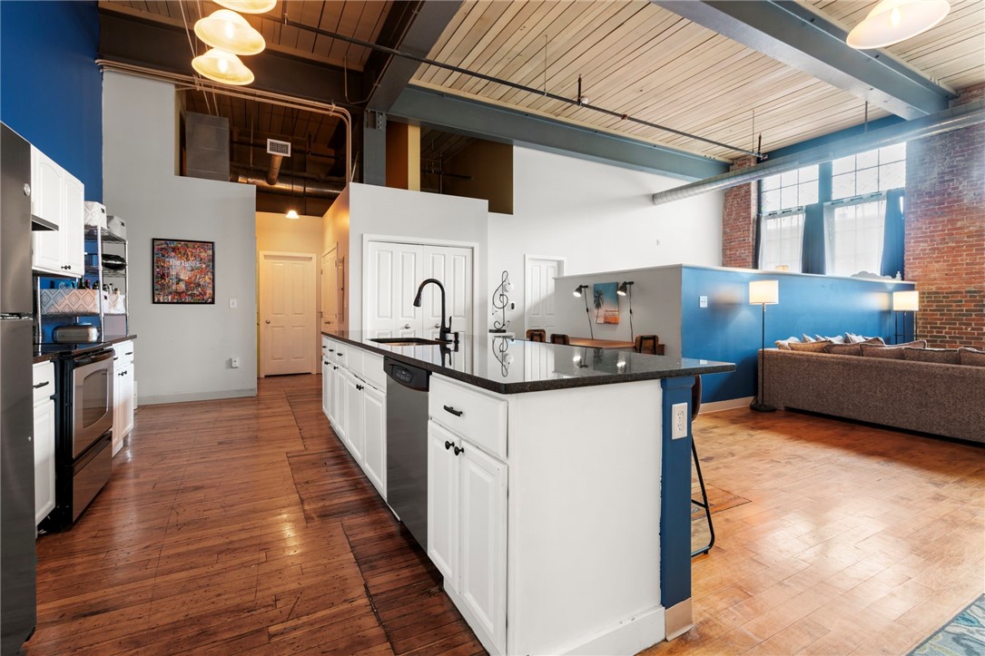 685 Social Street, Unit 104 Woonsocket, RI 02895 - Photo 2 of 29 Gallery Image 2