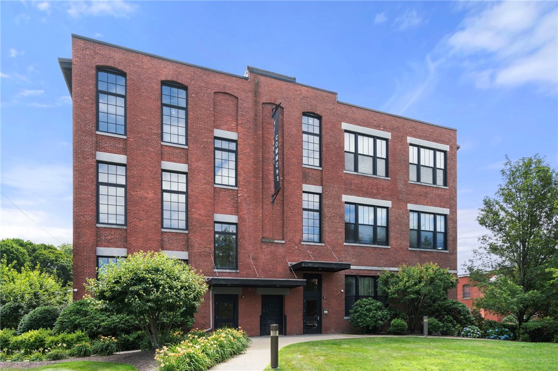 685 Social Street, Unit 104 Woonsocket, RI 02895 - Photo 27 of 29 Gallery Image 27