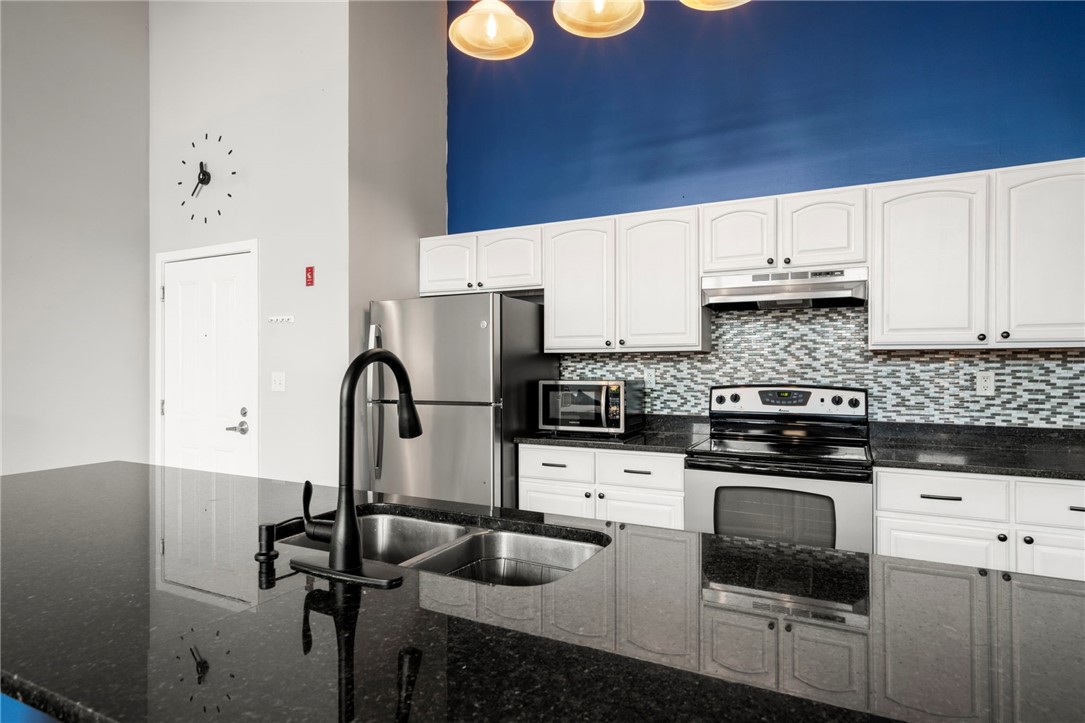685 Social Street, Unit 104 Woonsocket, RI 02895 - Photo 4 of 29 Gallery Image 4