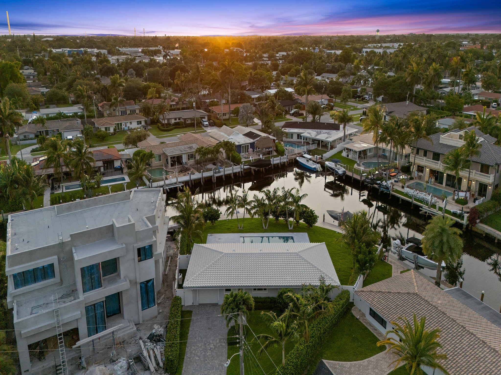 2421 Northeast 50th Street Lighthouse Point, FL 33064 - Photo 30 of 34 DJI_20260606200149_0560_D
