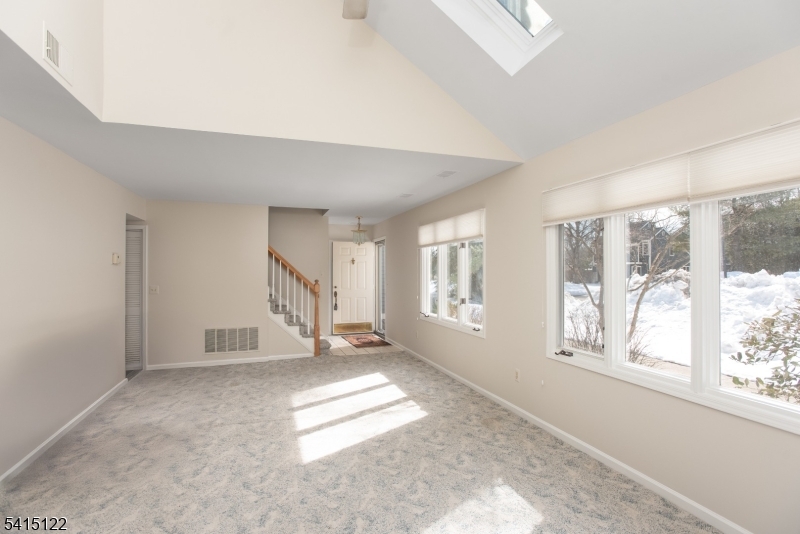 110 Village Drive Bernards, NJ 07920 - Photo 4 of 27