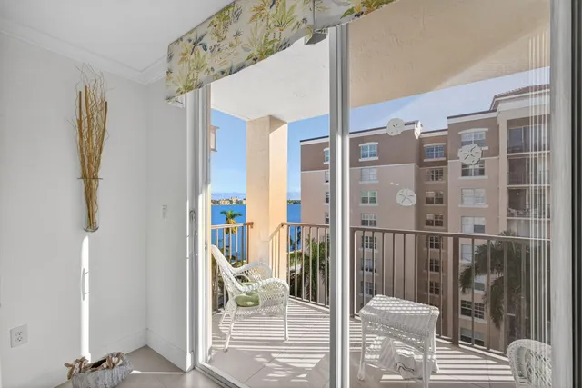 $4,250 | 1801 North Flagler Drive, Unit 735, West Palm Beach, FL 33407