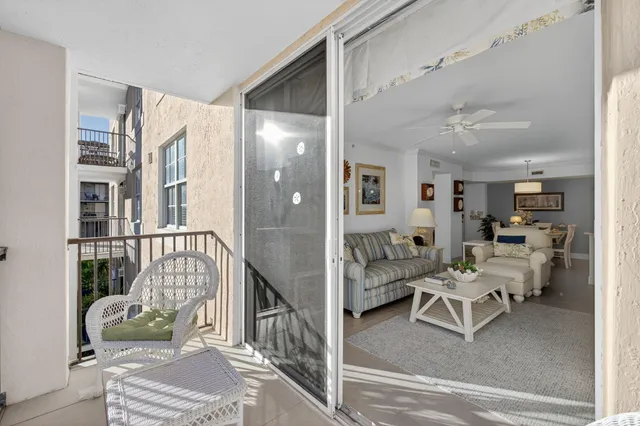 $4,250 | 1801 North Flagler Drive, Unit 735, West Palm Beach, FL 33407