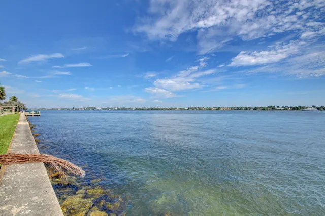 $4,250 | 1801 North Flagler Drive, Unit 735, West Palm Beach, FL 33407