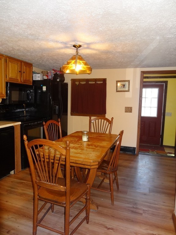10 Lake Mattawa Road Orange, MA 01364 - Photo 5 of 29 Gallery Image 5