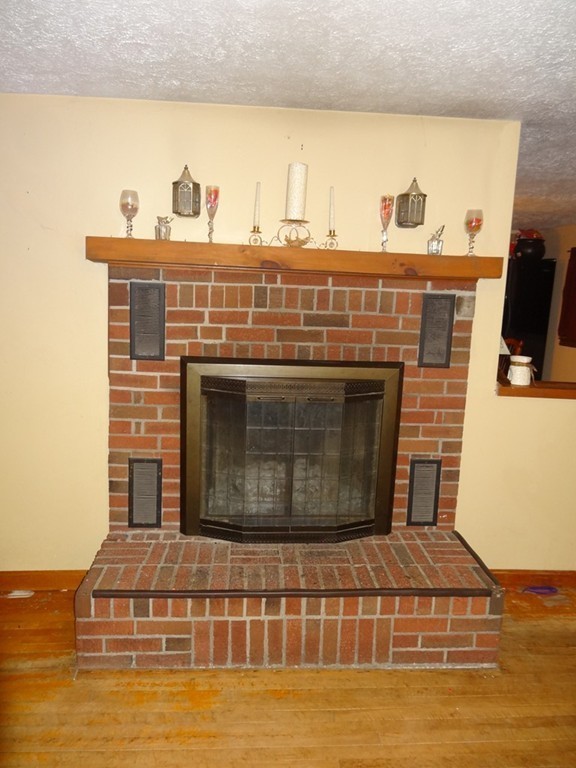 10 Lake Mattawa Road Orange, MA 01364 - Photo 6 of 29 Gallery Image 6