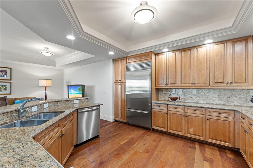 285 Grande Way, Unit 404 Naples, FL 34110 - Photo 11 of 38