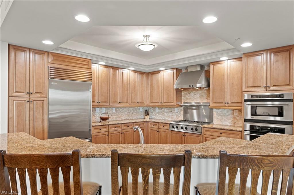 285 Grande Way, Unit 404 Naples, FL 34110 - Photo 14 of 38