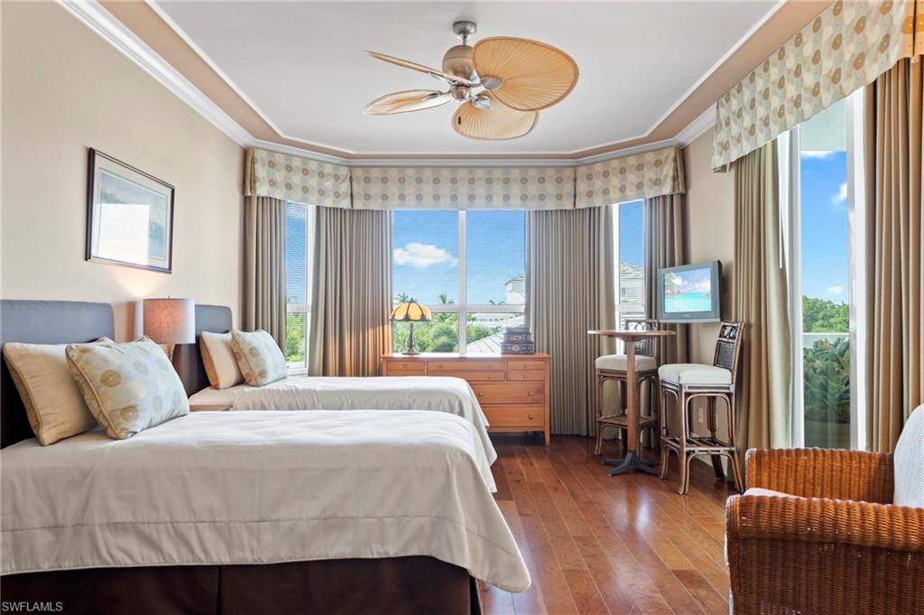 285 Grande Way, Unit 404 Naples, FL 34110 - Photo 20 of 38