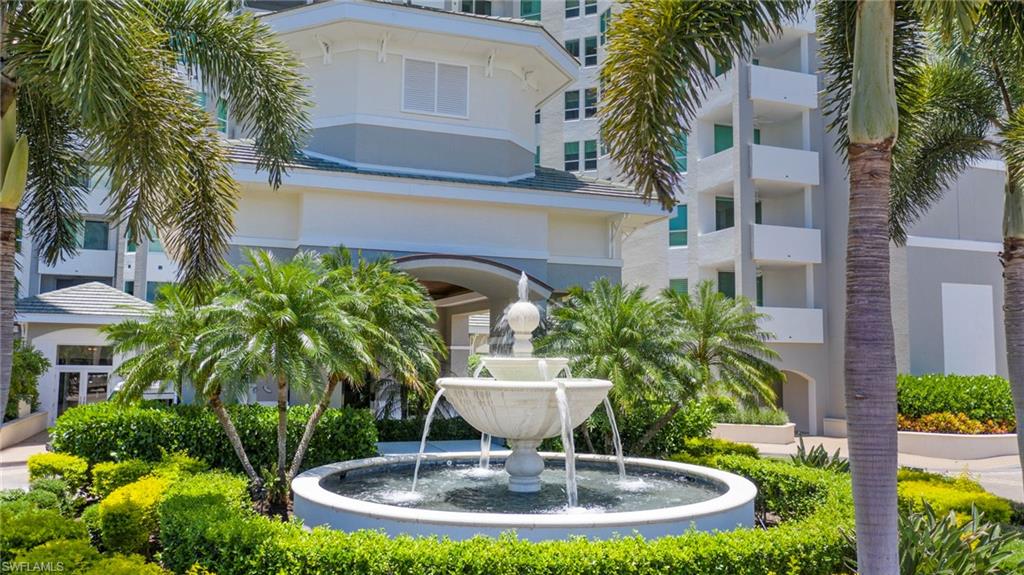 285 Grande Way, Unit 404 Naples, FL 34110 - Photo 32 of 38