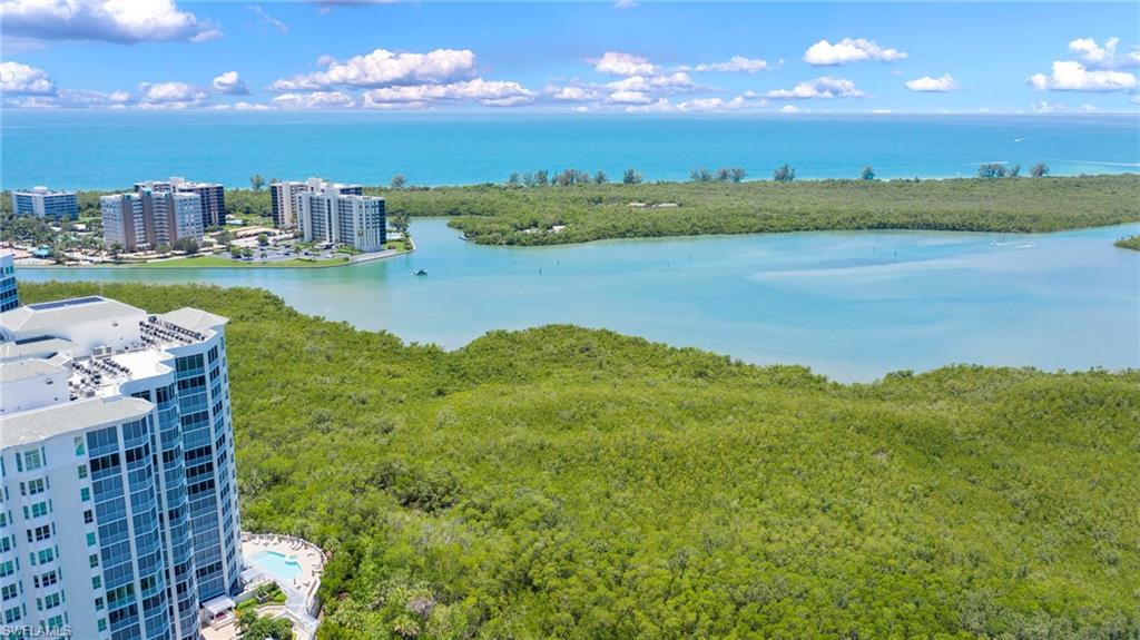 285 Grande Way, Unit 404 Naples, FL 34110 - Photo 33 of 38