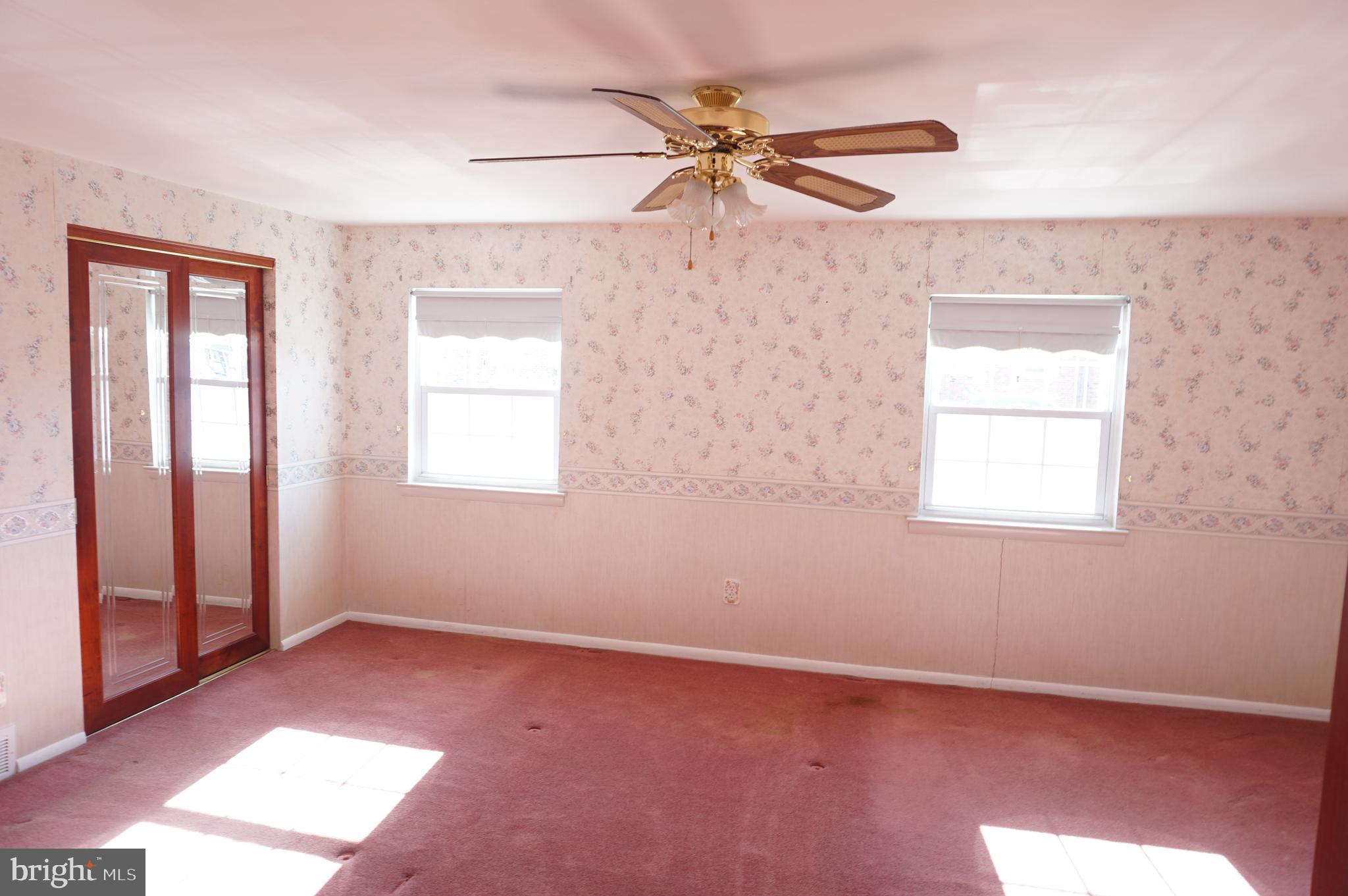 3311 Ancona Road Philadelphia, PA 19154 - Photo 15 of 32 Main bedroom