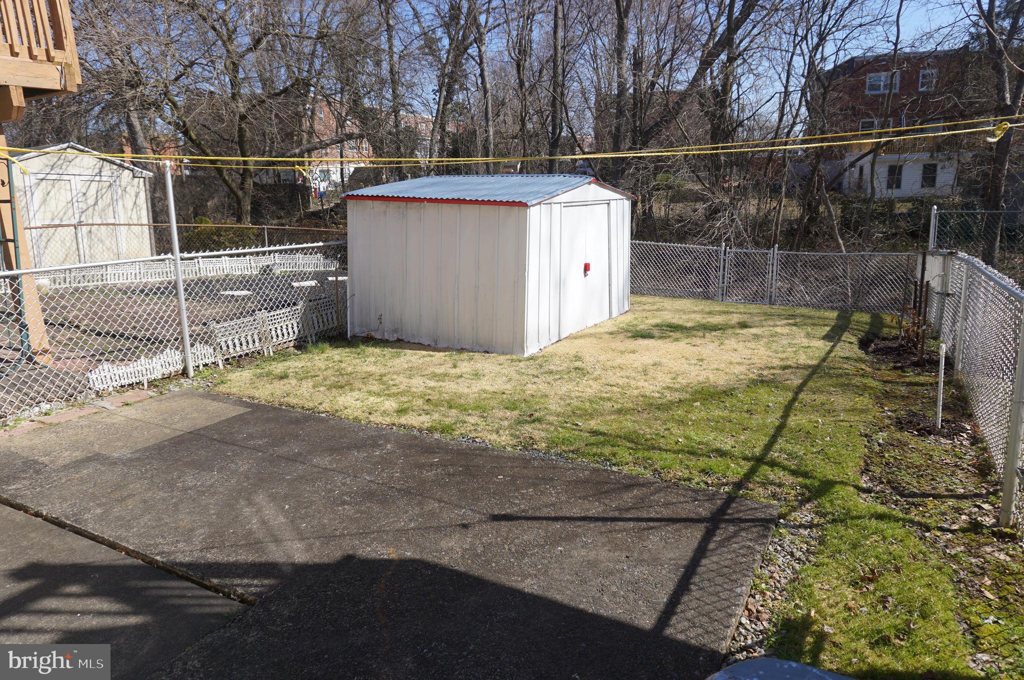 3311 Ancona Road Philadelphia, PA 19154 - Photo 27 of 32 Exterior Rear fenced yard