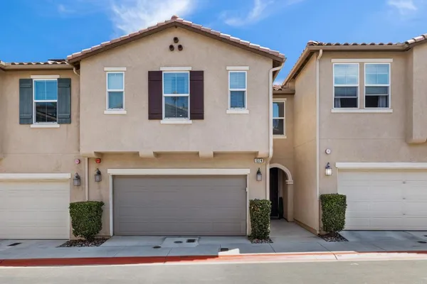 $699,000 | 1374 Palo Verde Way, Vista, CA 92083