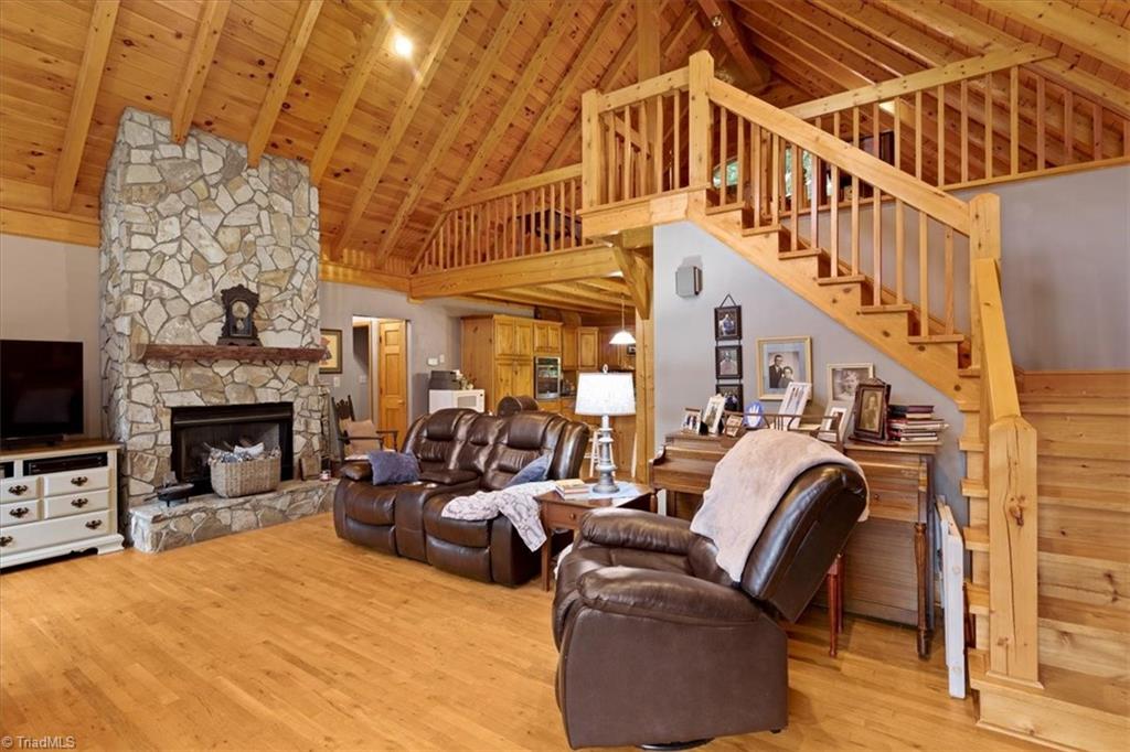 1040 Corner Road Pinnacle, NC 27043 - Photo 8 of 41