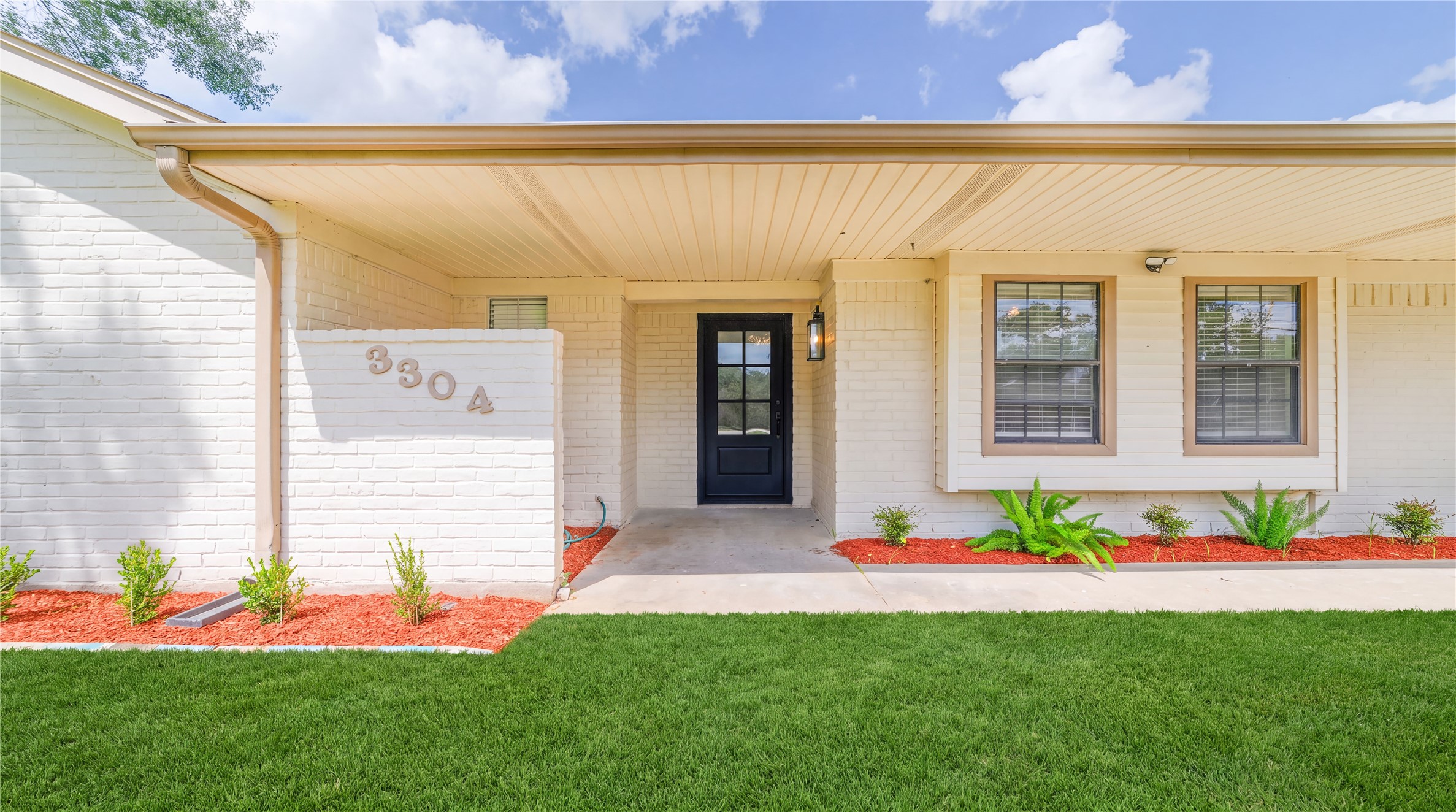 3304 Bruce Hall Road Santa Fe, TX 77510 - Photo 4 of 33 Gallery Image 4