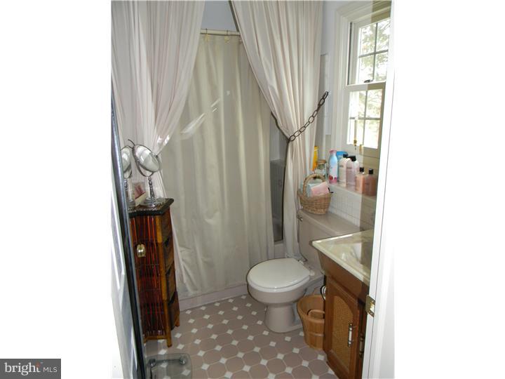655 Hopewell Road Downingtown, PA 19335 - Photo 9 of 18 Gallery Image 9