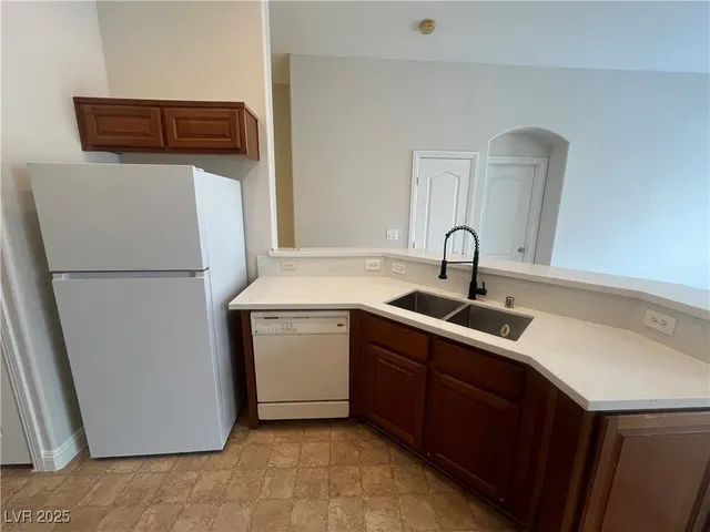 $1,550 | 1089 Elation Lane, Unit 1, Henderson, NV 89002