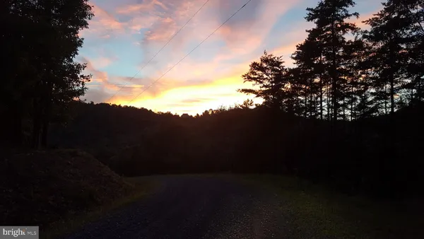 $198,000 | 253 Silver Fox Lane, Romney, WV 26757