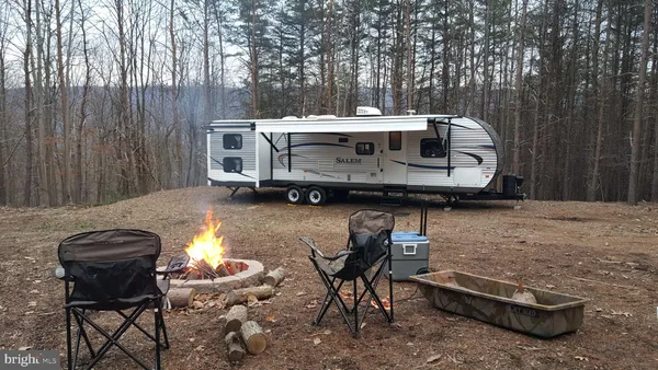 $198,000 | 253 Silver Fox Lane, Romney, WV 26757