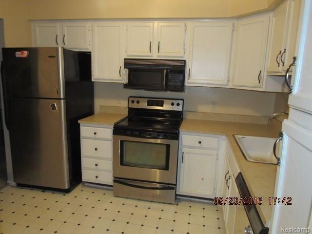 24333 Evergreen Road Southfield, MI 48075 - Photo 6 of 21