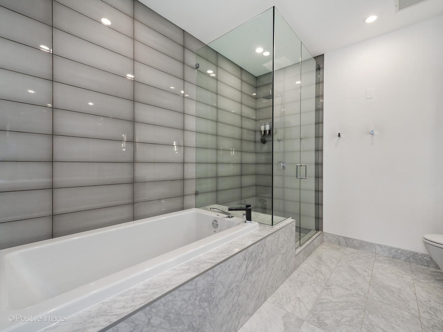 111 South Peoria Street, Unit 706 Chicago, IL 60607 - Photo 19 of 24