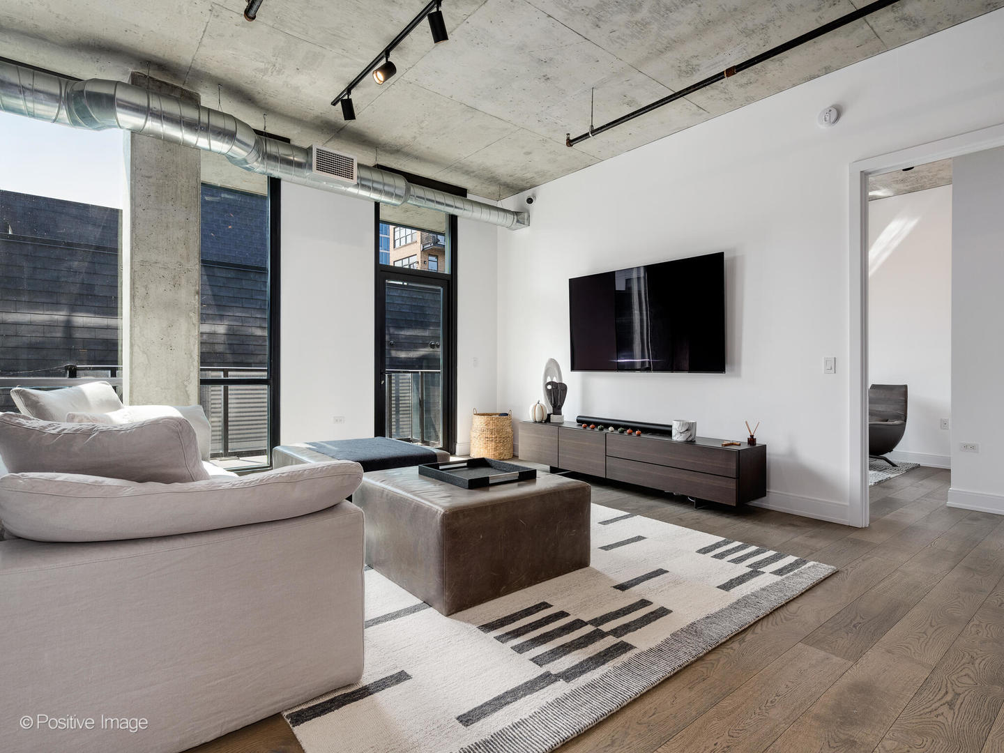 111 South Peoria Street, Unit 706 Chicago, IL 60607 - Photo 4 of 24