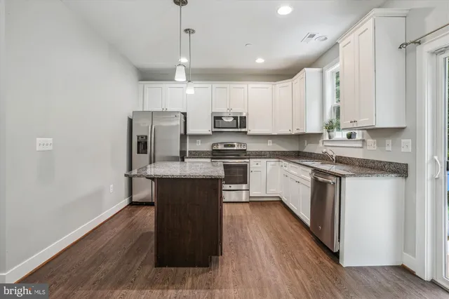 $379,000 | 45 Hibiscus Court, La Plata, MD 20646