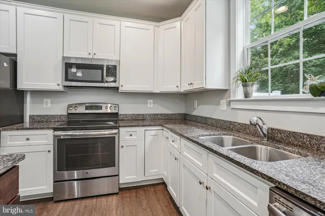 $379,000 | 45 Hibiscus Court, La Plata, MD 20646