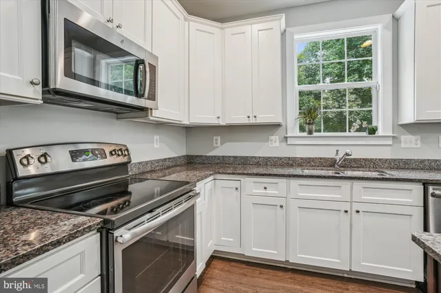 $379,000 | 45 Hibiscus Court, La Plata, MD 20646