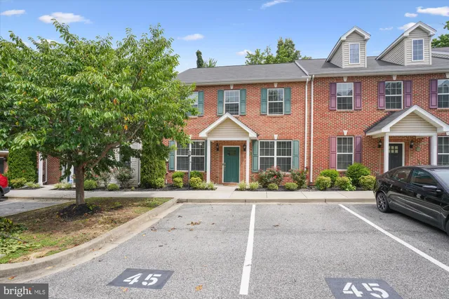 $379,000 | 45 Hibiscus Court, La Plata, MD 20646